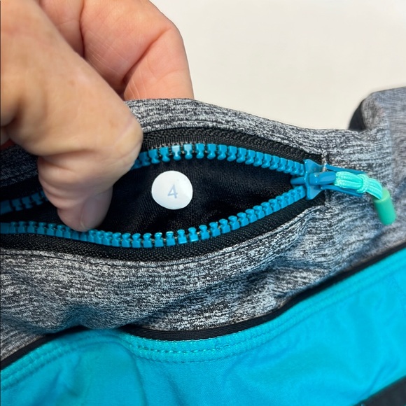 lululemon‎ athletica Women's Shorts - Picture 4 of 8